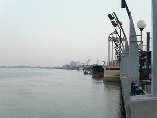 gye015.jpg