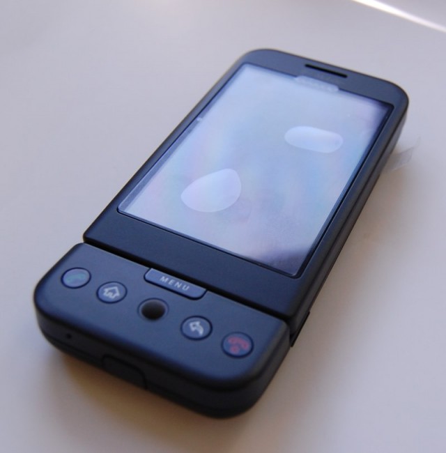 necatpace_org-20081027-tecnologia-t_mobile_g1_google_android-002