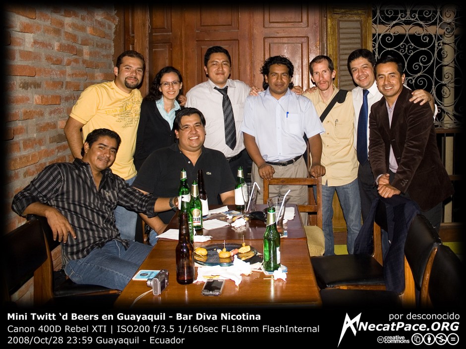 necatpace_org-20081028-ecuablogs-mini_twitt_d_beer_en_guayaquil_diva_nicotina